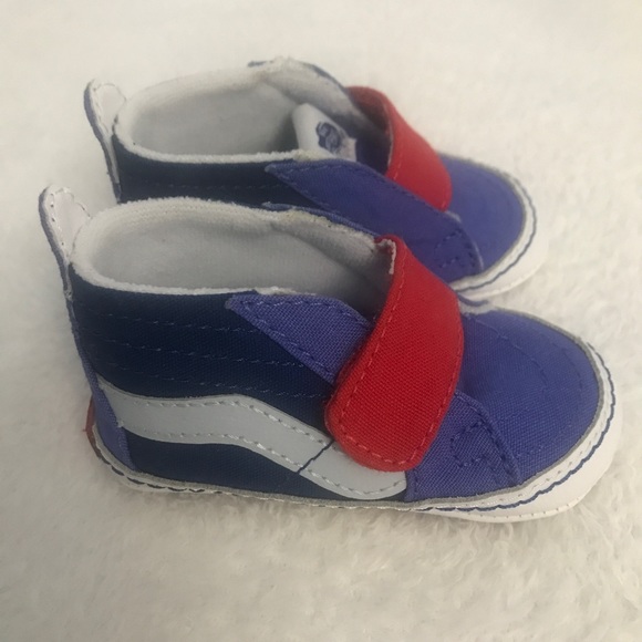 Vans Kids' Baby SK8-Hi Crib Shoes, High Top, Slip On, Velcro
US Infant size 3 - Picture 9 of 10